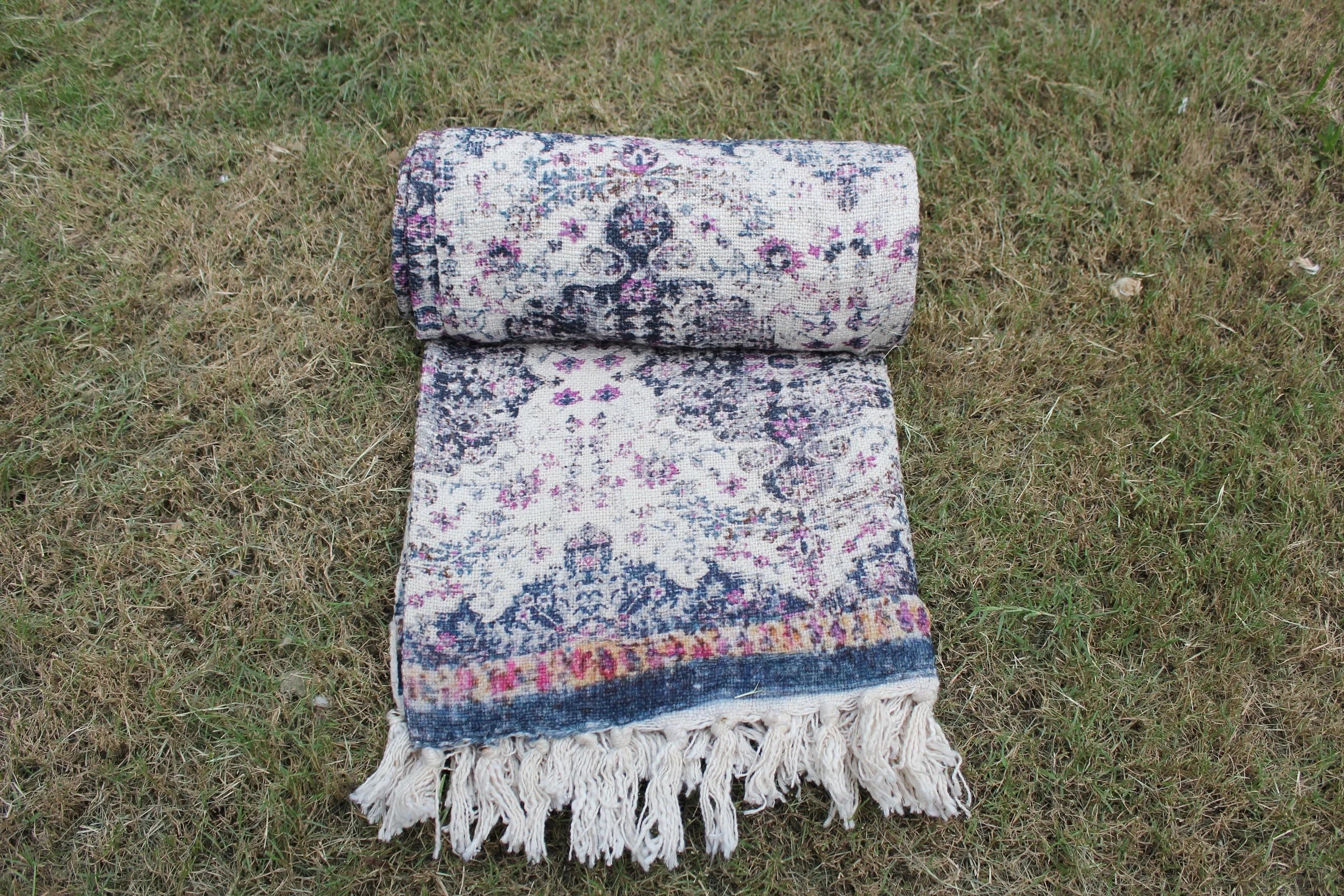Multi Colour Persian Looks Printed Cotton Sofa Throw Blanket