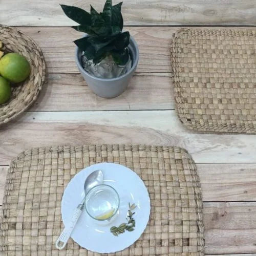 Set of 4 Seagrass Placemats for Dining Table: Dining Ambience